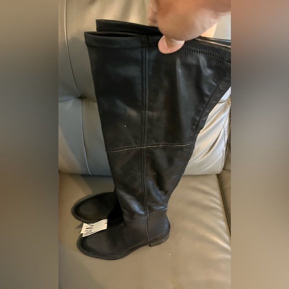 NWT ZARA OVER KNEE BOOTS 
US 5 = EU 35

🚨FIRM PRICE NO DISCOUNT - Picture 5 of 13